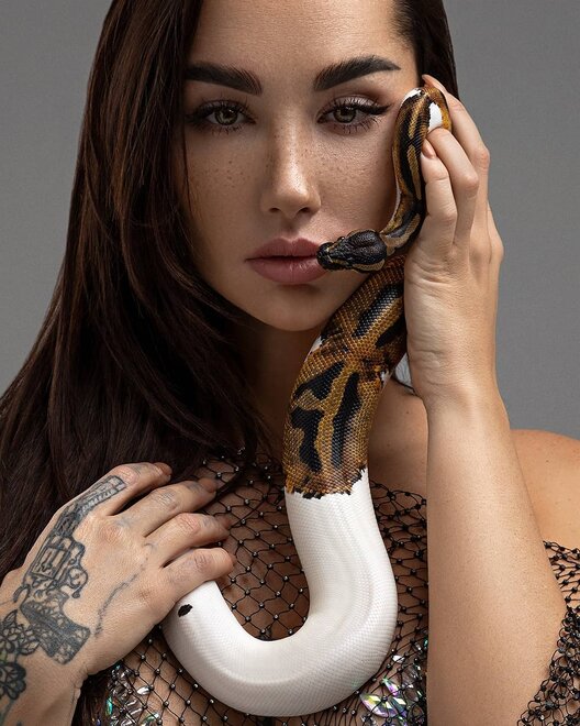 semenphoto_733874238705952600031231953805133682143378n