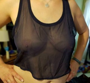 amateur pic [Image] I think you can see my boobs in this top