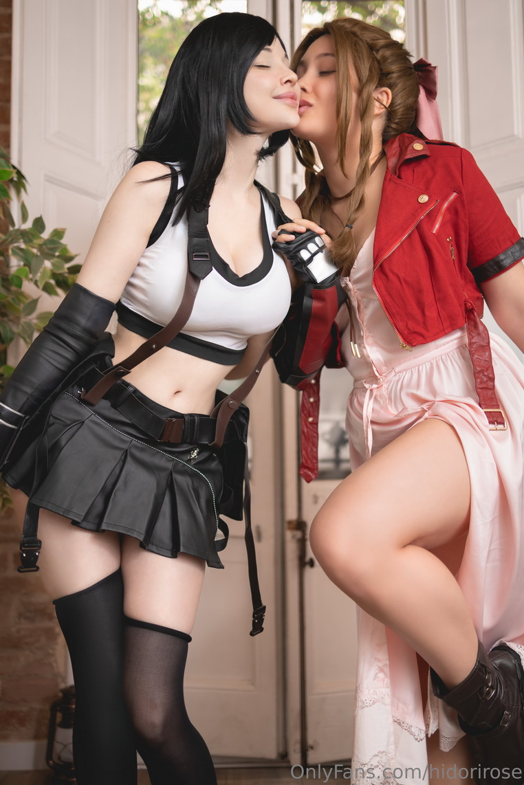 amateur photo Hidori Rose & Virtual Geisha - Tifa & Aerith (7)