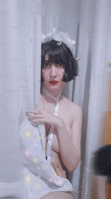 20220824_010641_448 (1) nude