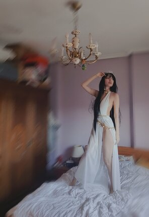 amateur photo Anyelik goddess of light (10)