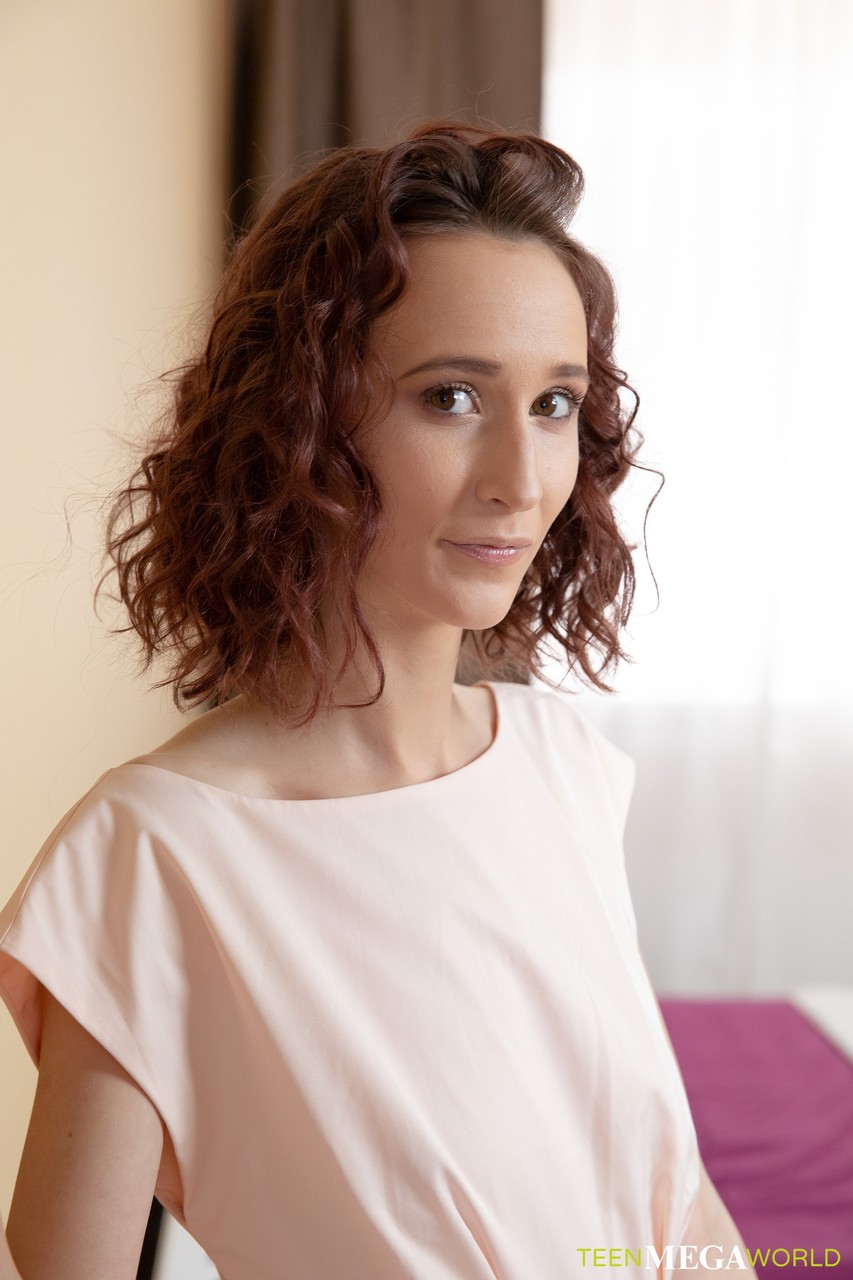 amateur photo 69779570_003_89b4