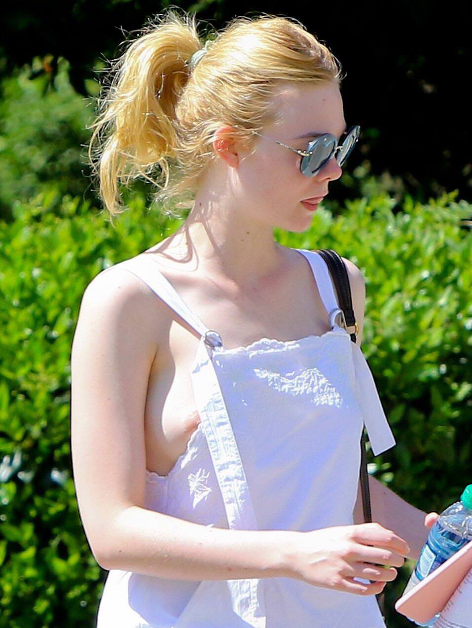 Elle Fanning Nip Slip Porn Pic - EPORNER