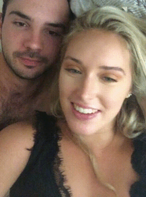 amateur pic Alex Weymouth likes her nipple prodded and touched