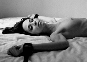 amateurfoto Bondage in bed