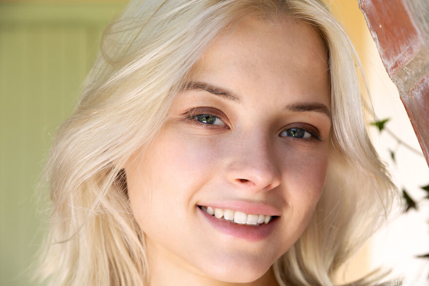 MetArt_Rest-Stop_Bianca-Bell_high_0105