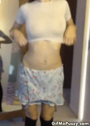 amateur pic Reveal GIF