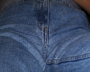 amateur photo Mature-porn actress-Milf-Gabrielle-Hannah-in-tight-jeans-using-a-dildo- (10)