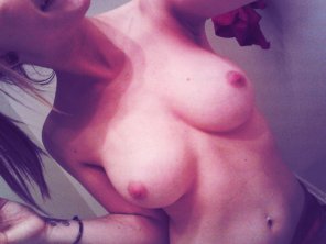 amateur-Foto Acceptable breasts
