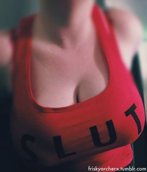 photo amateur Appropriate shirt [my wife]