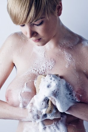 foto amateur Soapy sponge.