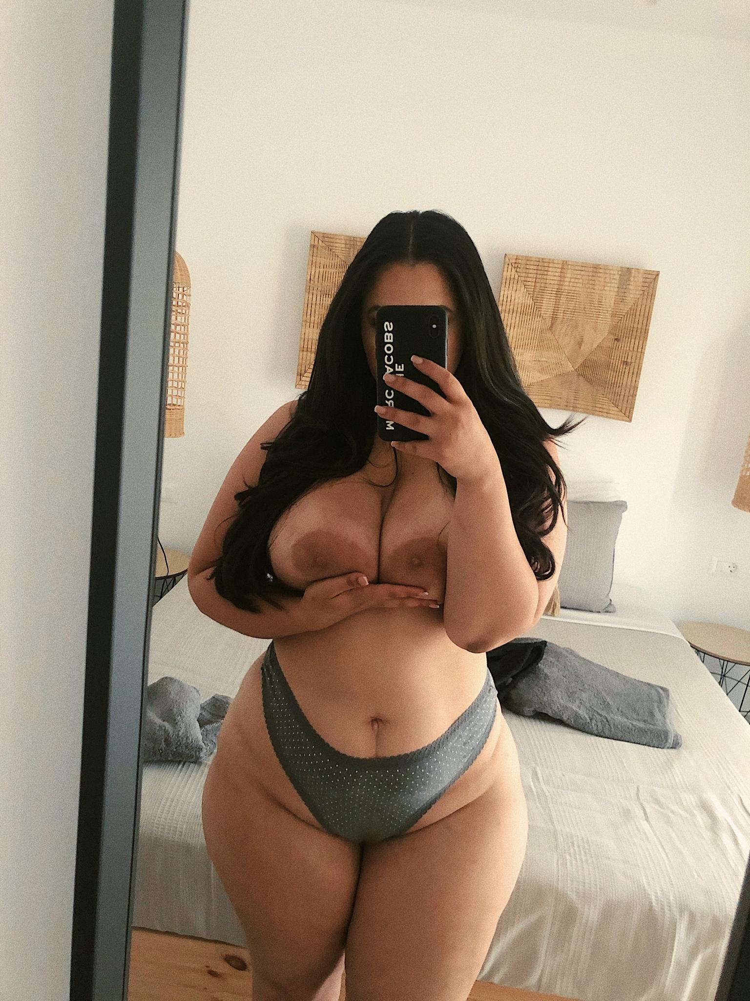 Ever fucked a thick girl like me? Porn