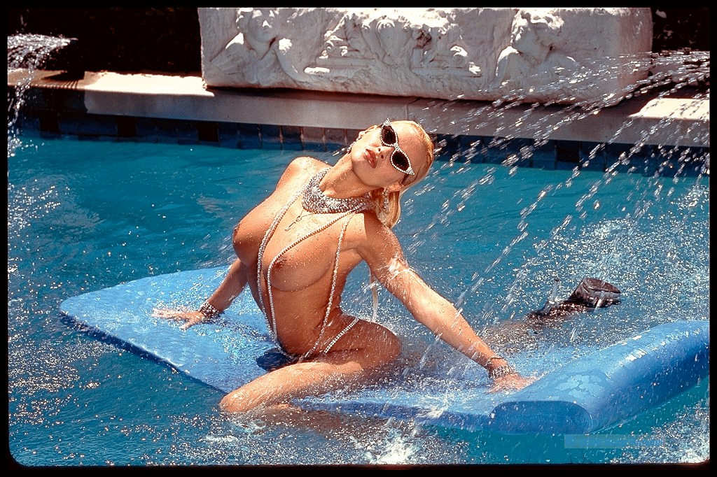 amateur photo B2190H34