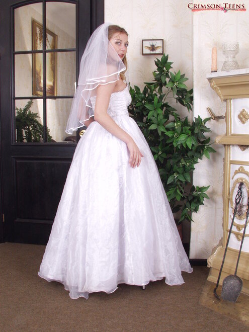 crimsonteens005627-lg