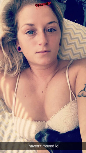 Nude Amateur Pics - American Snapchat Teen028