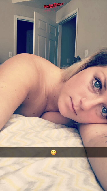 Nude Amateur Pics - American Snapchat Teen084