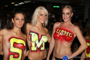 photo amateur Support the Marine Corps