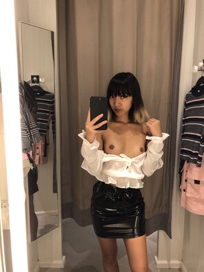 amateur pic I miss going shopping ðŸ˜“