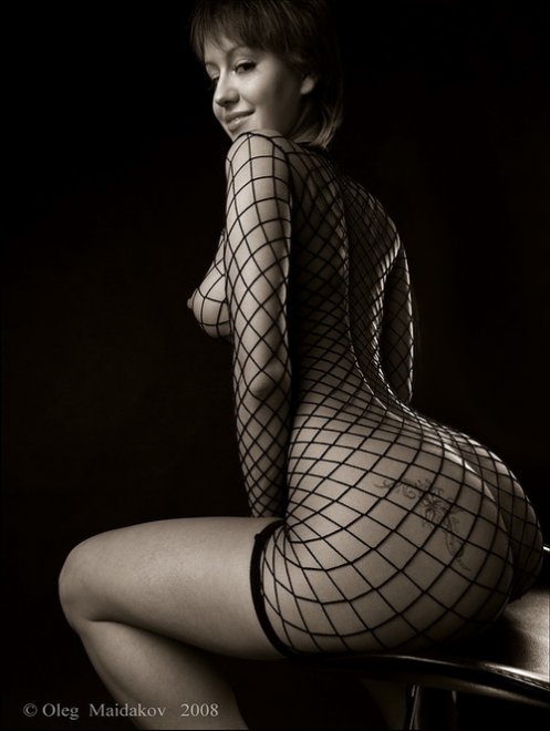 Fishnet Curves nude
