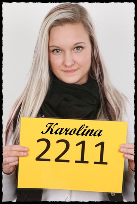 2211 Karolina (1)