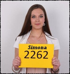 アマチュア写真 2262 Simona (1)