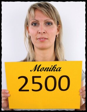 アマチュア写真 2500 Monika (1)