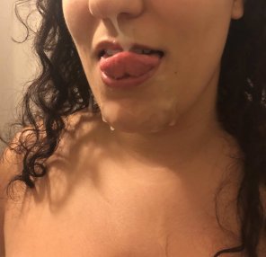 amateur pic [28F] New friend from Reddit gave me exactly what I wanted :)
