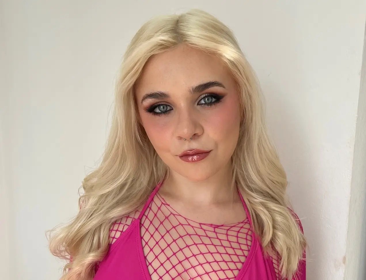 amateur photo 1000085171