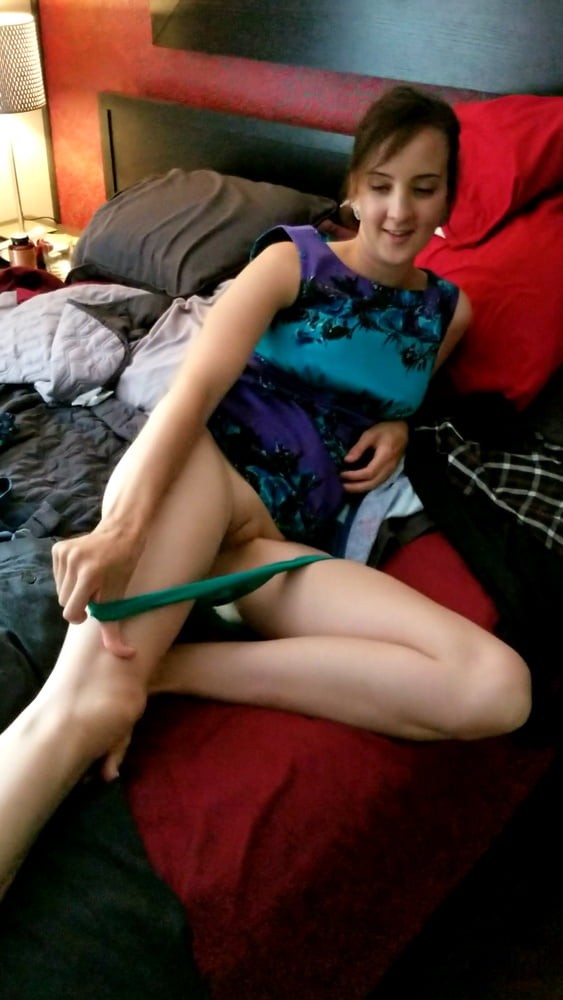 amateur photo 700974449