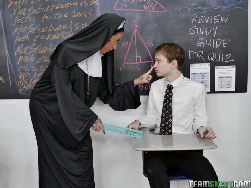 047_eca609bedf50a651f9fb2627e137e924