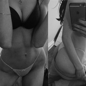 amateur-Foto White Black Undergarment Selfie Thigh 