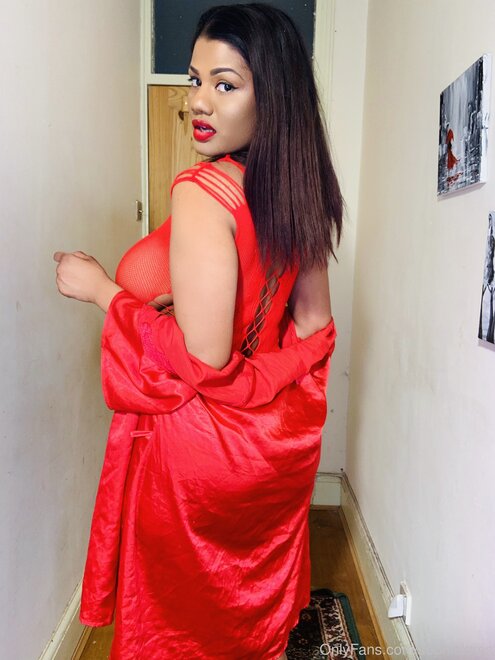 sophialares-17-05-2019-32619900-I want you