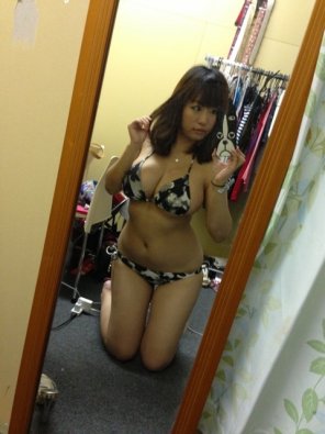 Selena vargas Selena vargas
