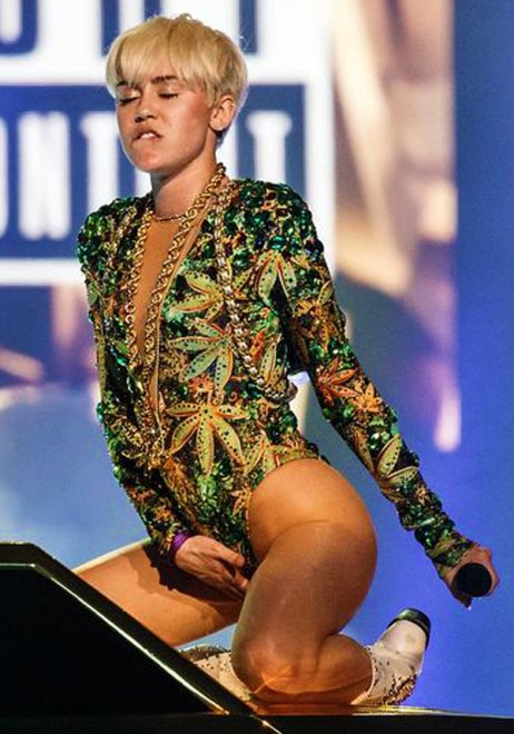 Miley Cyrus Oface Porn Pic EPORNER
