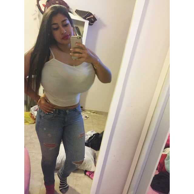 Videos porn Short latina