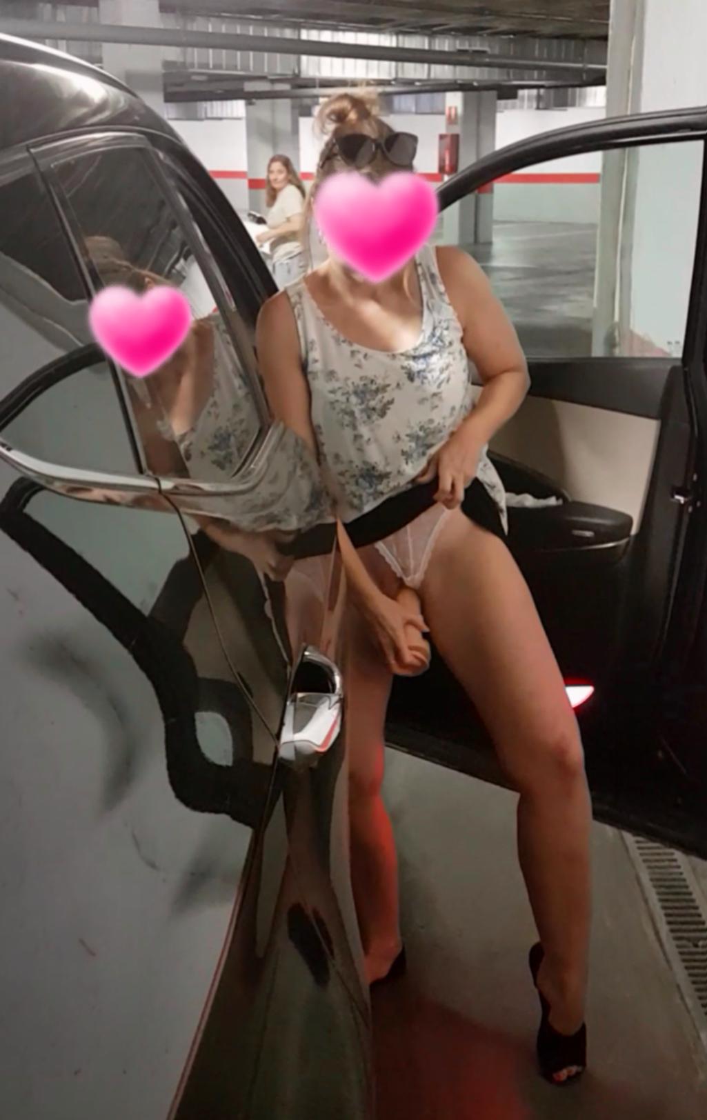 Another Flash Getting Caught With A Huge Cock In Her Kik Us Your Cock And What You Think Of