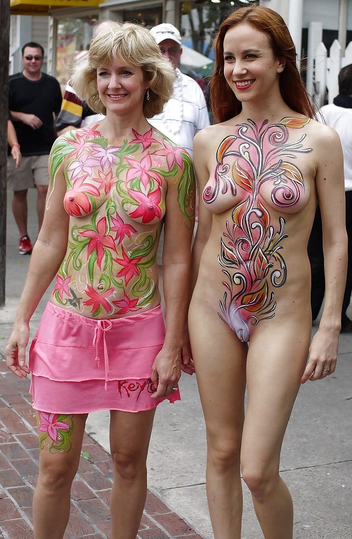 older and younger women body paint Porn Pic - EPORNER