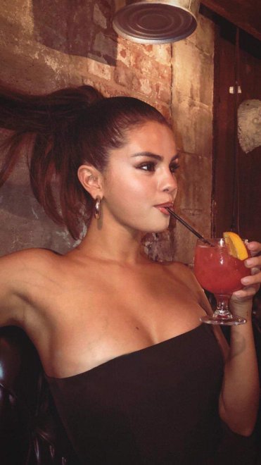 Selena Gomez Porn Photo Eporner 