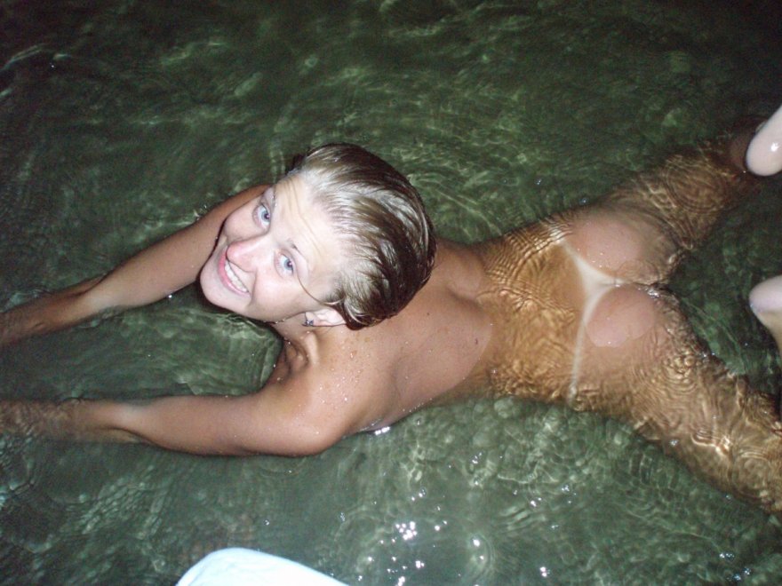 Night Time Skinny Dipping Porn Pic Eporner