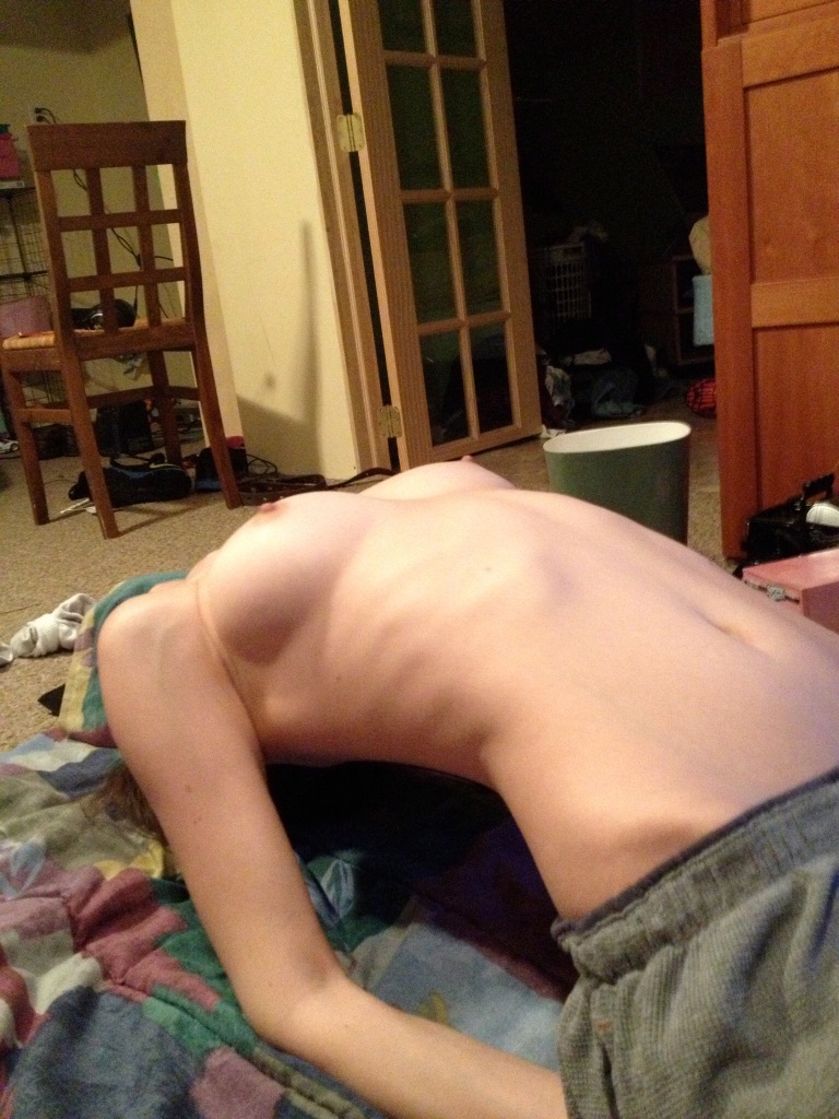 Arching Her Back Porn Pic EPORN