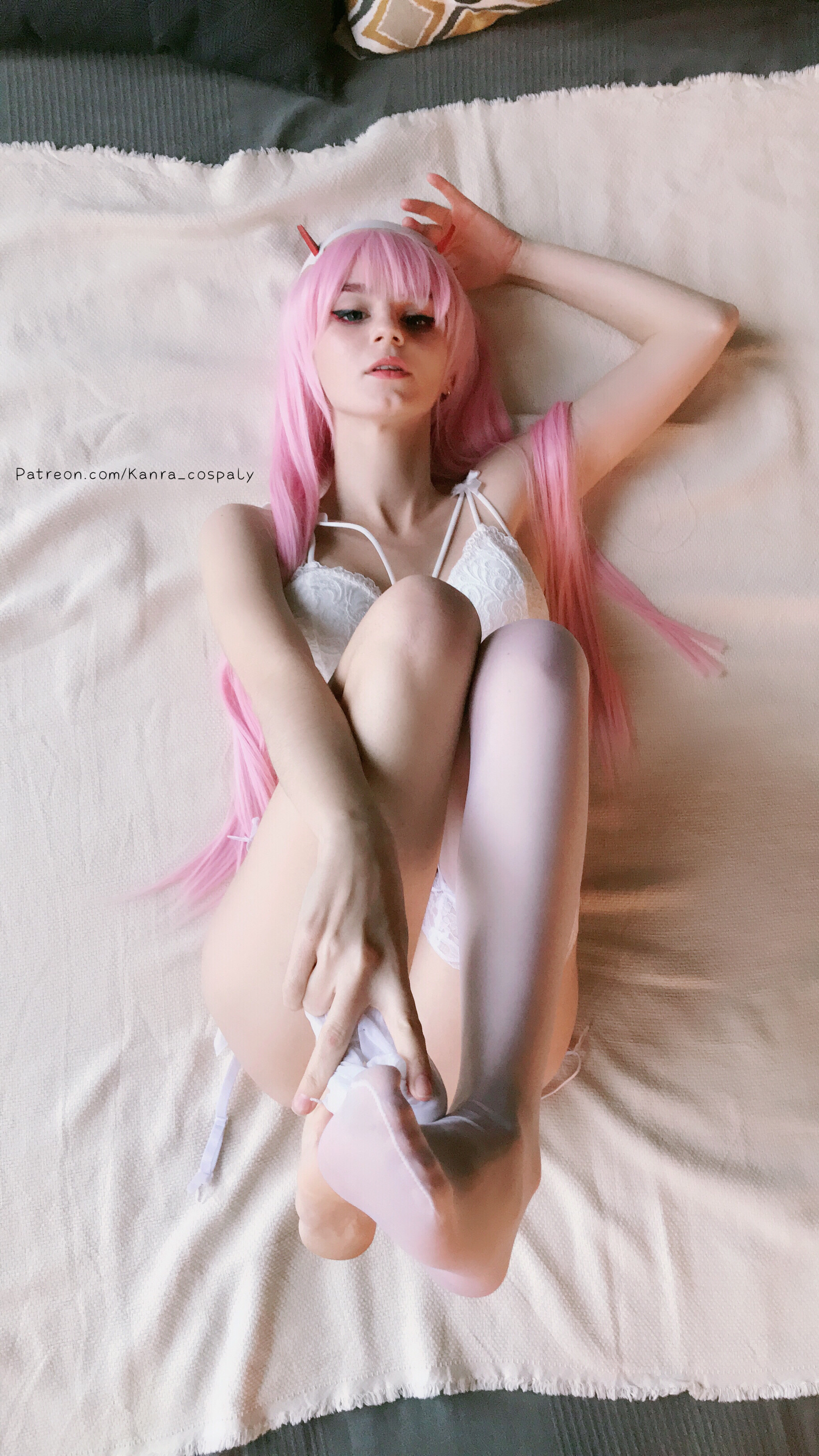 [f] Zero Two Is Showing Her Beautiful Feet ~by Kanra Cosplay [self