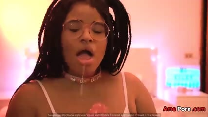 Holy Fuck My Stepsister Can Do Incredible Deep Throat