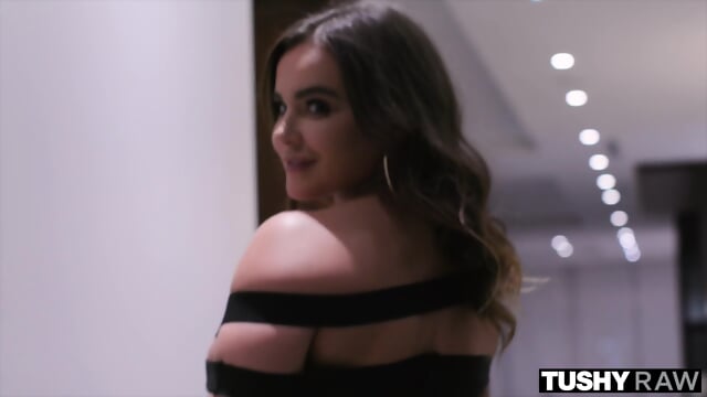 TUSHYRAW Naughty Natasha Loves Going Ass To Mouth