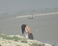 Indian desi very beautiful lady fully nude river bath