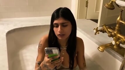 Mia Khalifa Reappears For The First Time In OnlyFans
