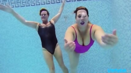 Wendy Und Lexie Drowning