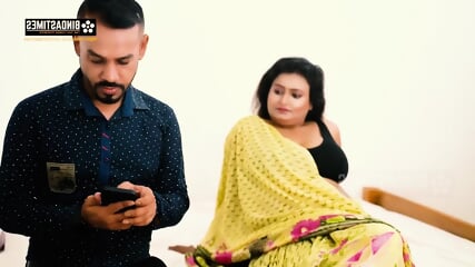 Indian Horny Mom Enjoys Pussy Fingering And Fucking With Her Neighbor Guy Xlx