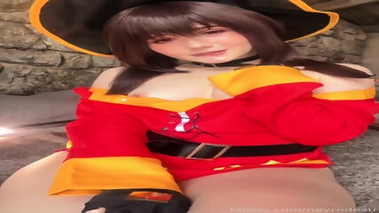 Megumin Cosplayer Neyro Loves To Tease U With Her Cutely Thicc & Sexy Body.