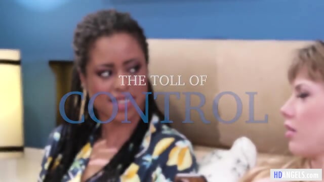 Ivy Wolfe, Kira Noir At Girlsway