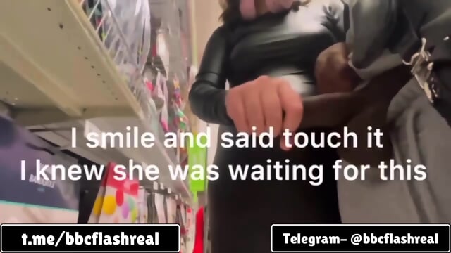 This got girl helped me in the public store. check my tele for full video